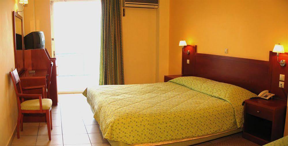 Artemis Otel Tolón Dış mekan fotoğraf